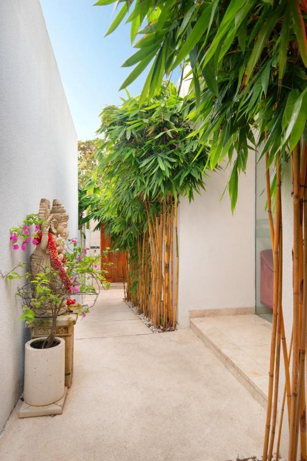 The Jimbaran Villa By Ini Vie Hospitality Exterior foto